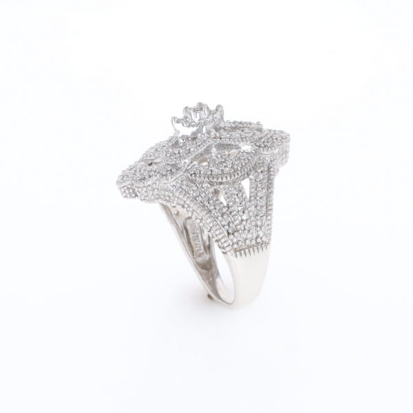 Floral Filigree Design Diamond Ring