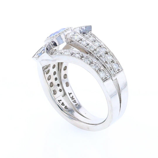 The Queen's Ring - Ceylon Sapphire