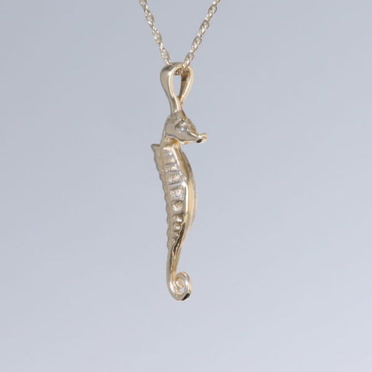 Opal Pendant Inlaid Realistic Sea Horse Design