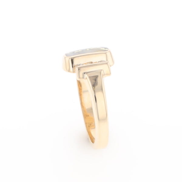 Gold Quartz Ring Oval Inlaid Design with .24ctw Round Diamonds