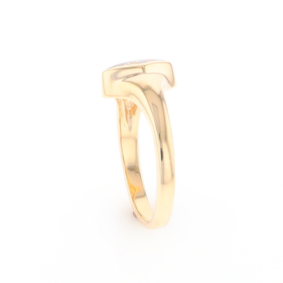 Gold Quartz Ring Diamond Shape Inlaid Design