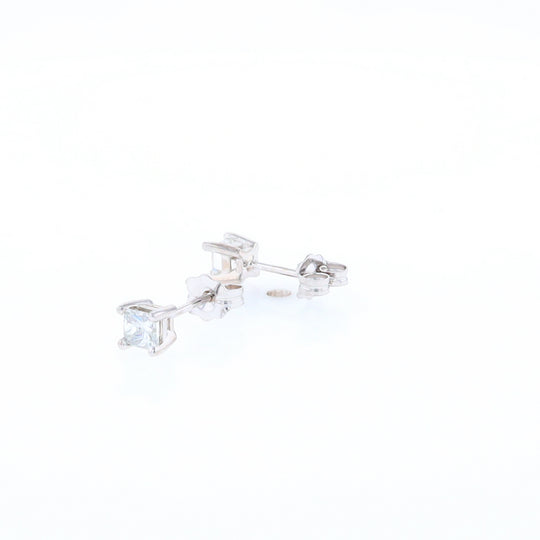 0.51ctw Diamond Stud Earrings