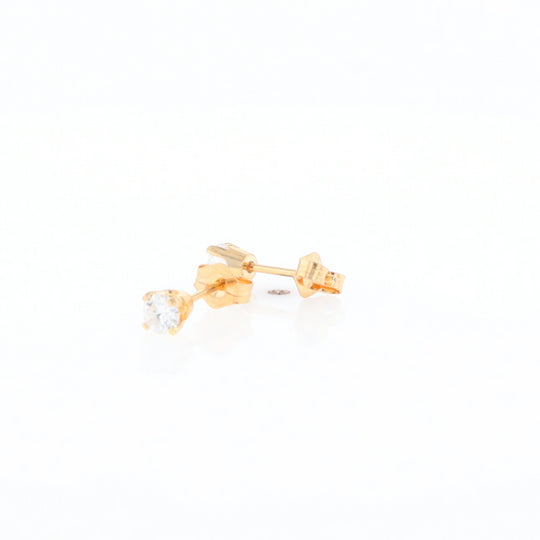 0.34ctw Diamond Stud Earrings