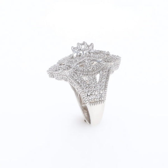 Floral Filigree Design Diamond Ring