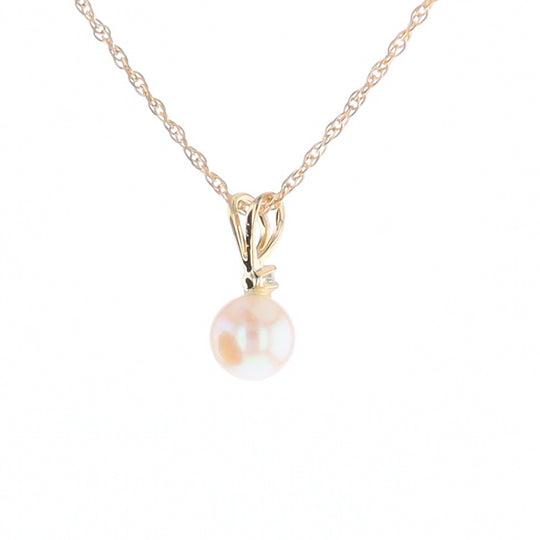 Pearl Pendant with Diamond Accent