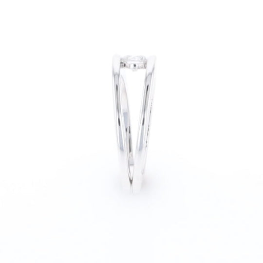 Kiss Ring