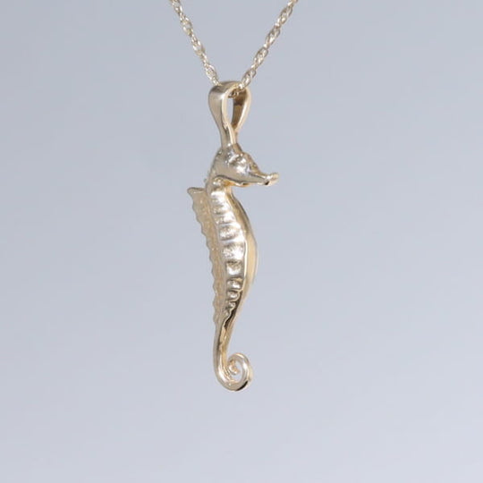 Opal Pendant Inlaid Realistic Sea Horse Design