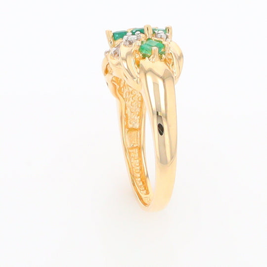 Princess Cut Emerald Diamond Ring