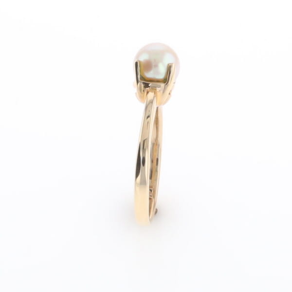Solitaire Cultured Pearl Ring