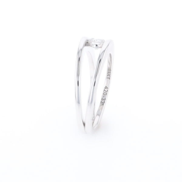 Kiss Ring
