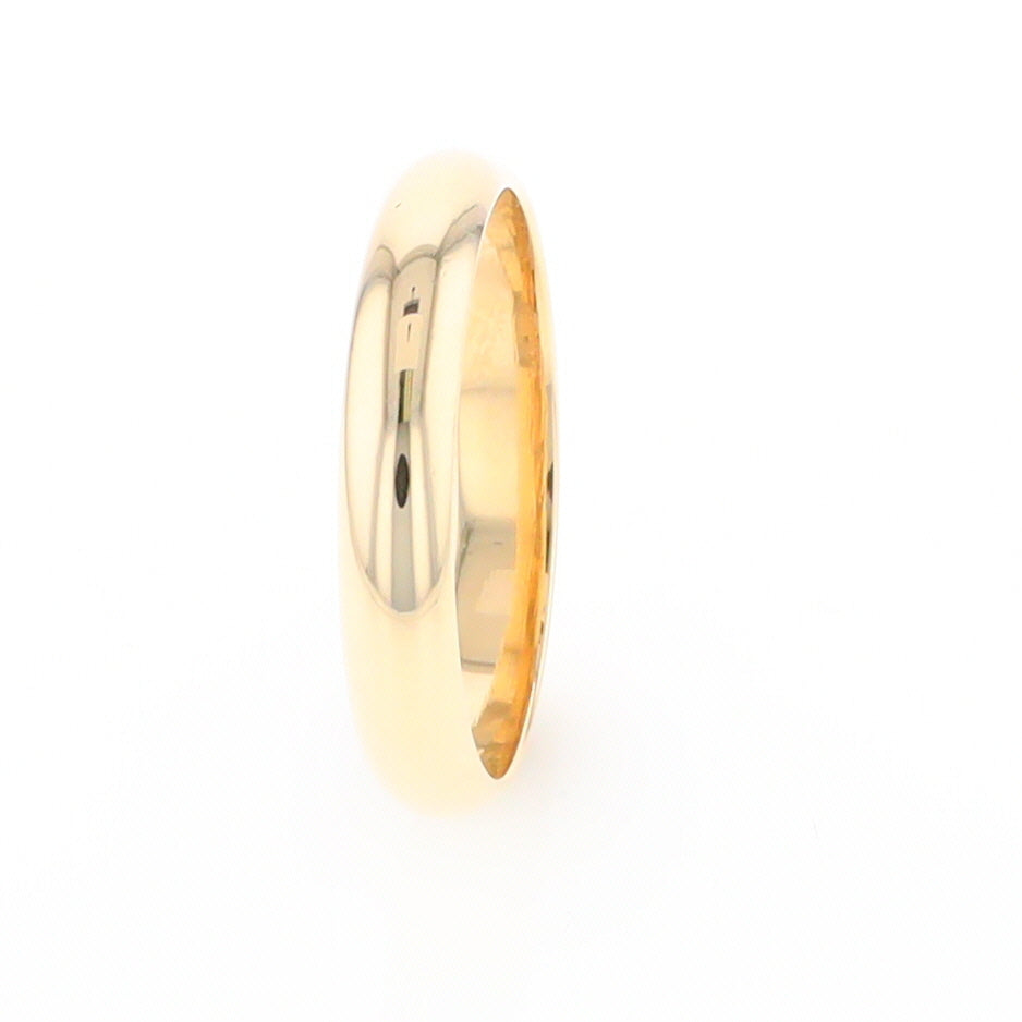 Plain Gold Men's Wedding Band