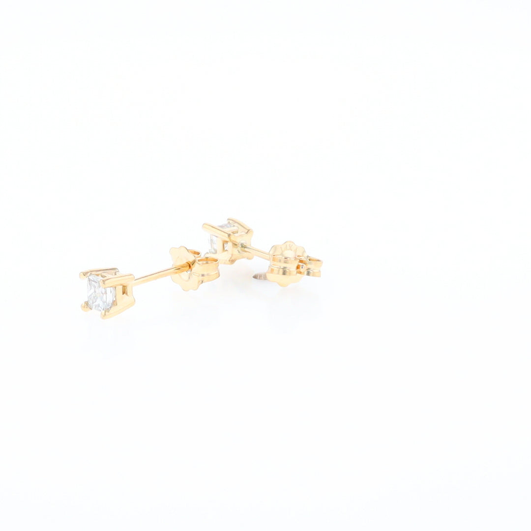 0.38ctw Diamond Stud Earrings