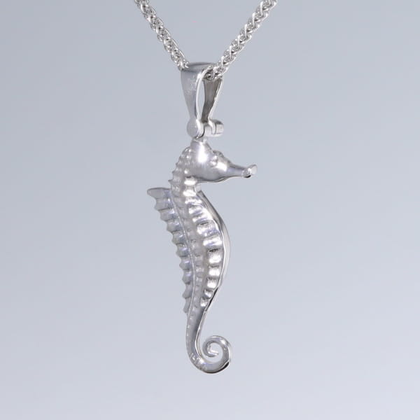 Opal Pendant Inlaid Realistic Sea Horse Design