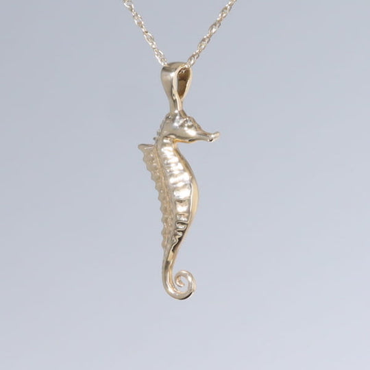 Opal Pendant Inlaid Realistic Sea Horse Design