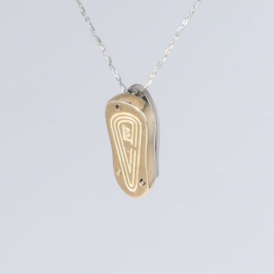 Opal Pendant Inlaid Single Sandal Design