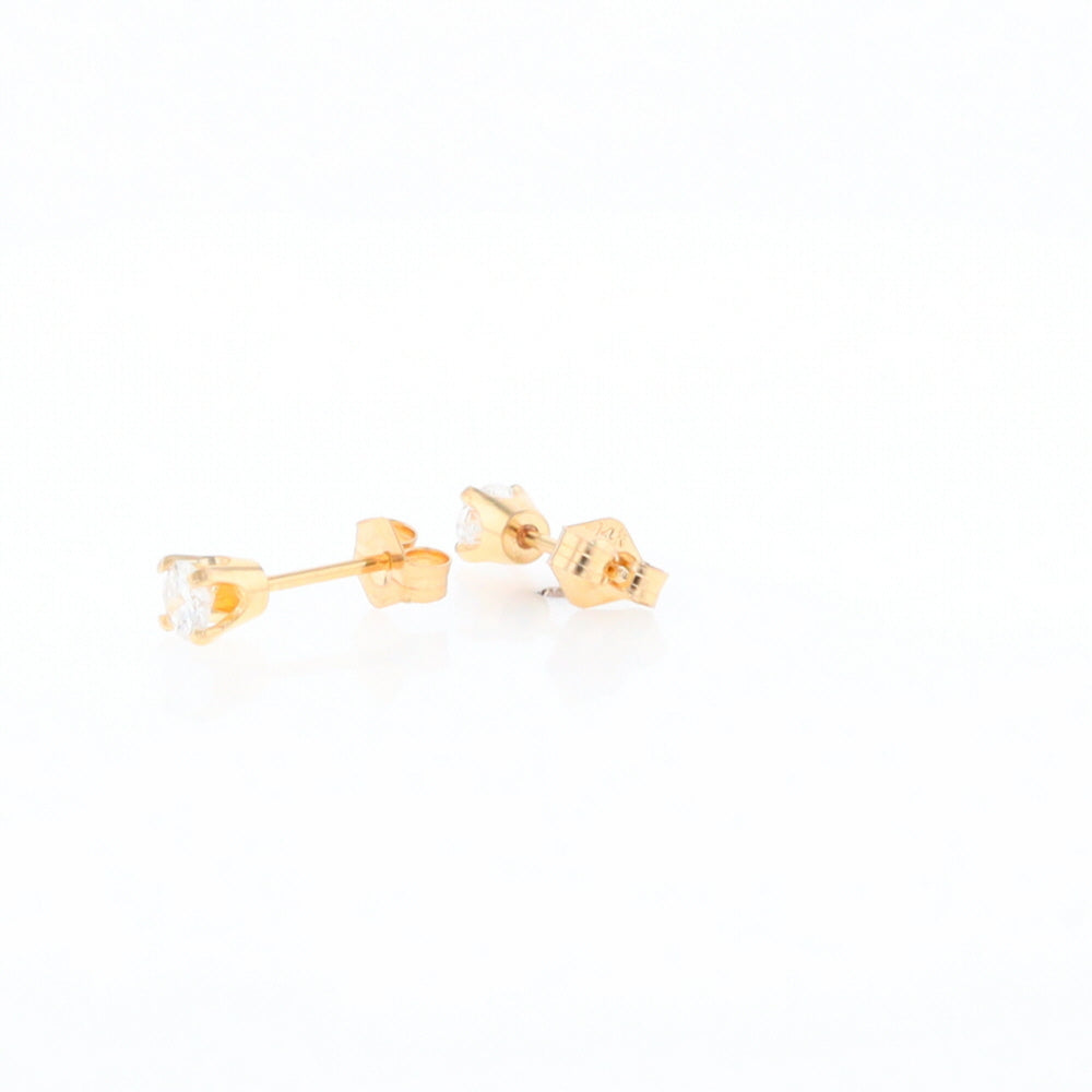 0.34ctw Diamond Stud Earrings