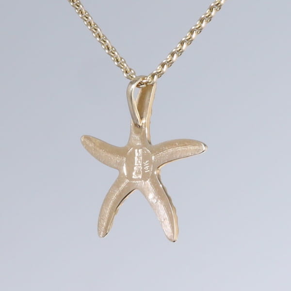 Opal Pendant Inlaid Realistic Star Fish Sea Life Design