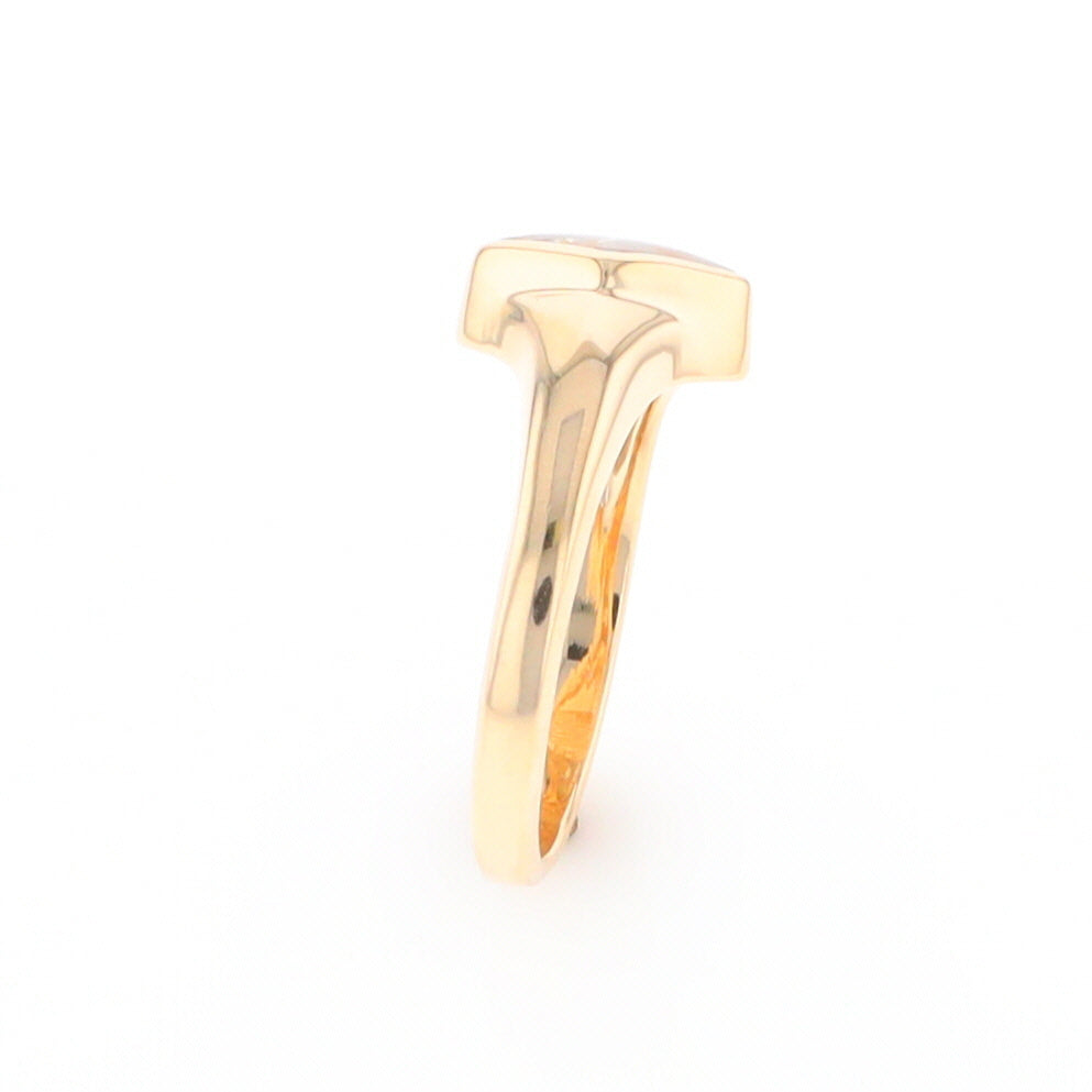 Gold Quartz Ring Diamond Shape Inlaid Design