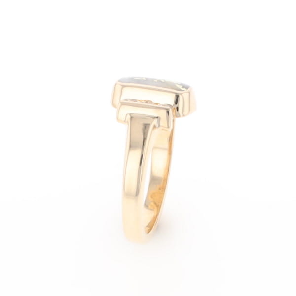 Gold Quartz Ring Oval Inlaid Design with .24ctw Round Diamonds