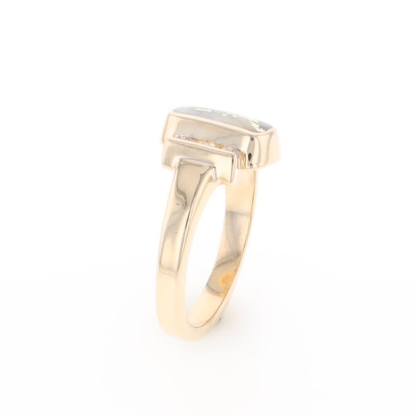 Gold Quartz Ring Oval Inlaid Design with .24ctw Round Diamonds