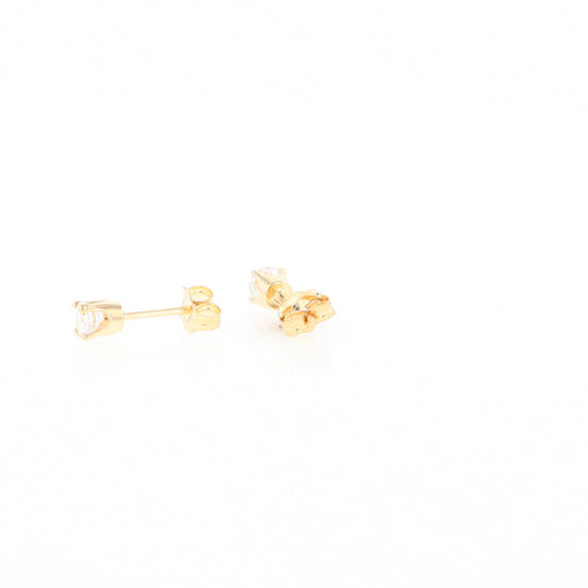 0.41ctw Diamond Stud Earrings