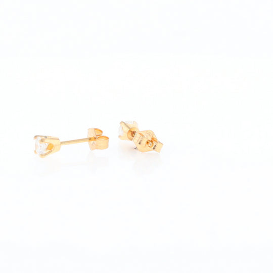 0.34ctw Diamond Stud Earrings