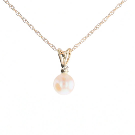 Pearl Pendant with Diamond Accent