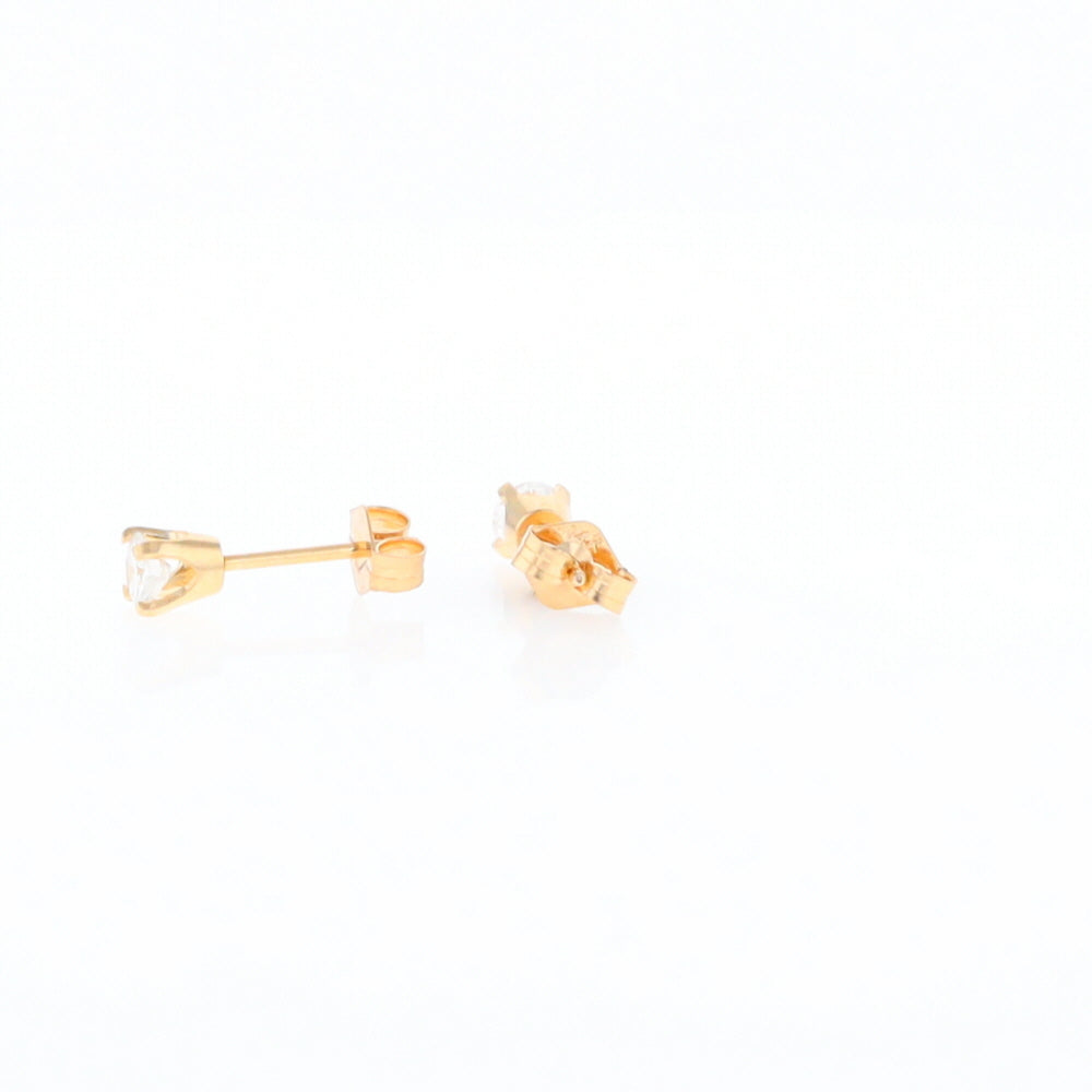 0.34ctw Diamond Stud Earrings