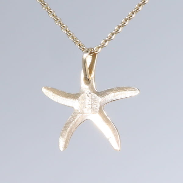 Opal Pendant Inlaid Realistic Star Fish Sea Life Design