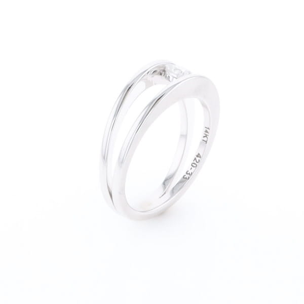 Kiss Ring