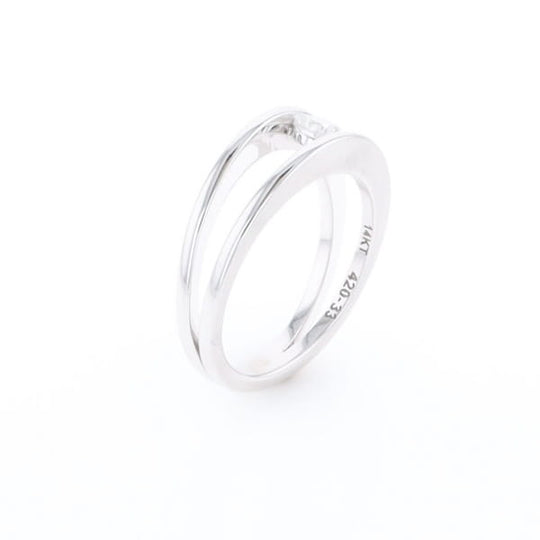 Kiss Ring