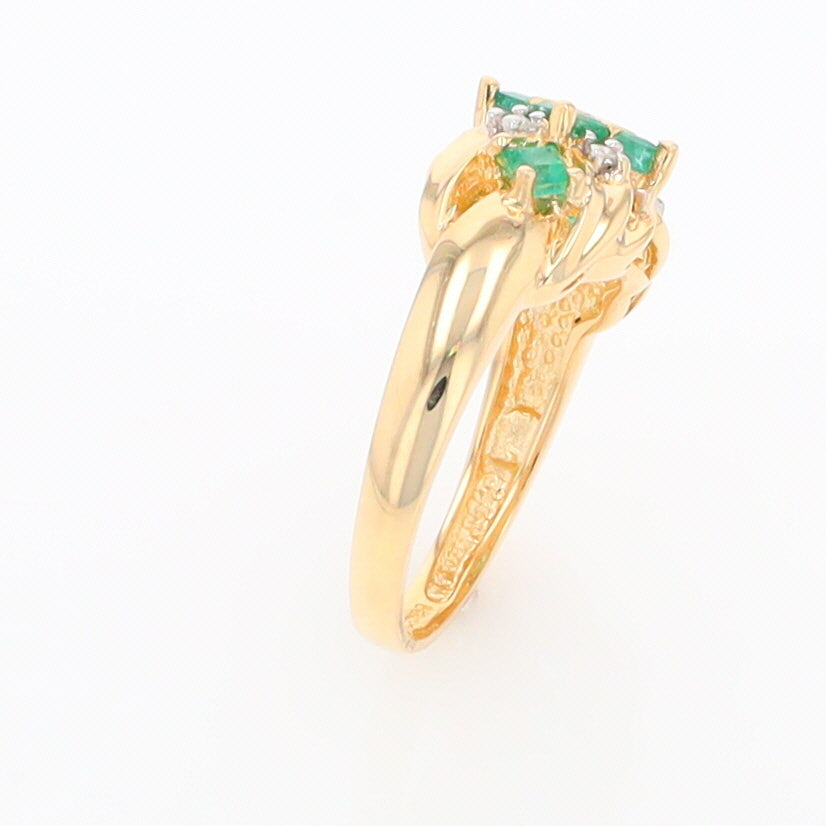 Princess Cut Emerald Diamond Ring