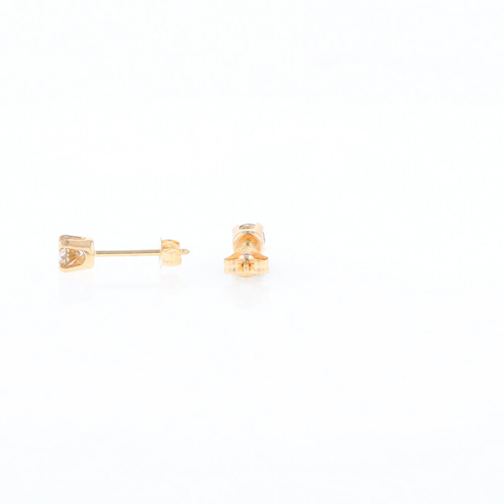 0.30ctw Diamond Stud Earrings