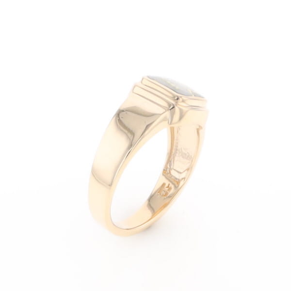 Gold Quartz Ring Square Inlaid Design