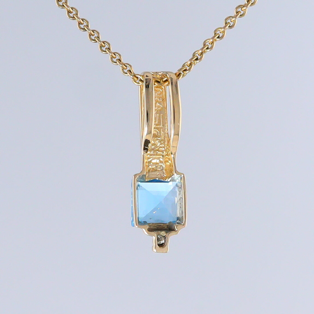 Opal Pendant Rectangle Inlaid with Peridot and 0.03ctw Round Diamond