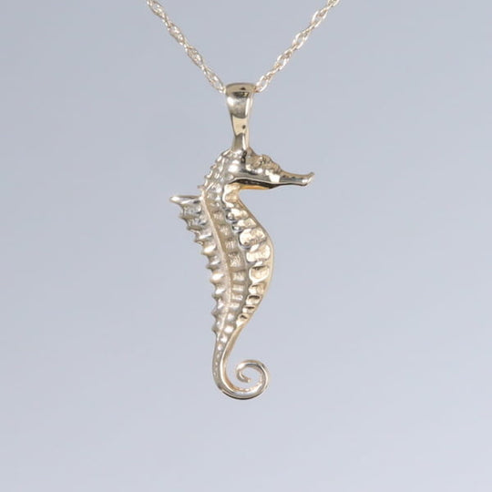 Opal Pendant Inlaid Realistic Sea Horse Design