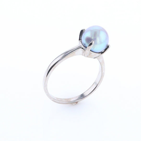 Gray Pearl Solitaire Ring