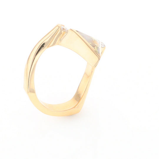 Gold Quartz Ring Triangle Inlaid Design With .14ctw Round Diamonds