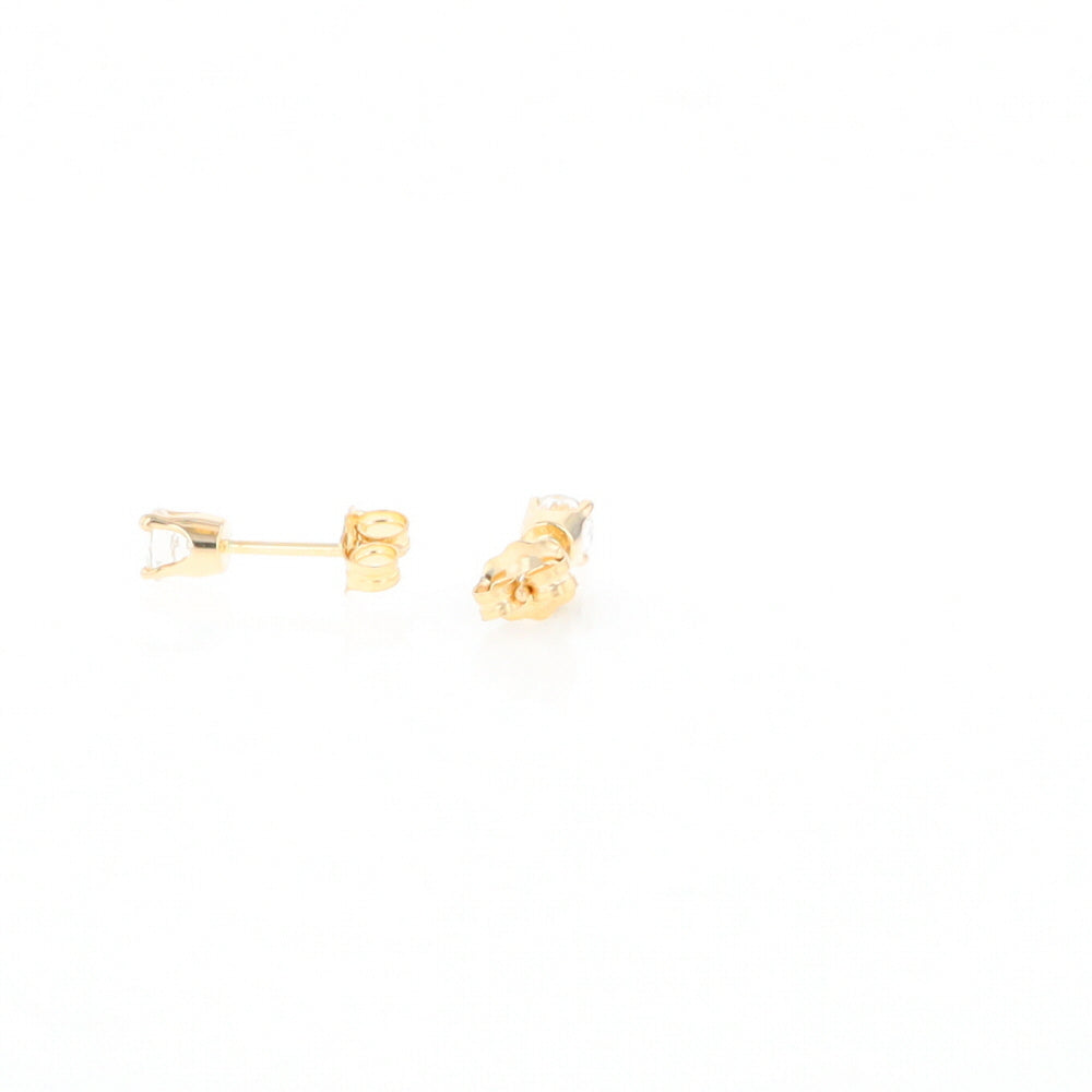 0.41ctw Diamond Stud Earrings