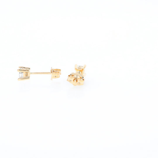 0.38ctw Diamond Stud Earrings