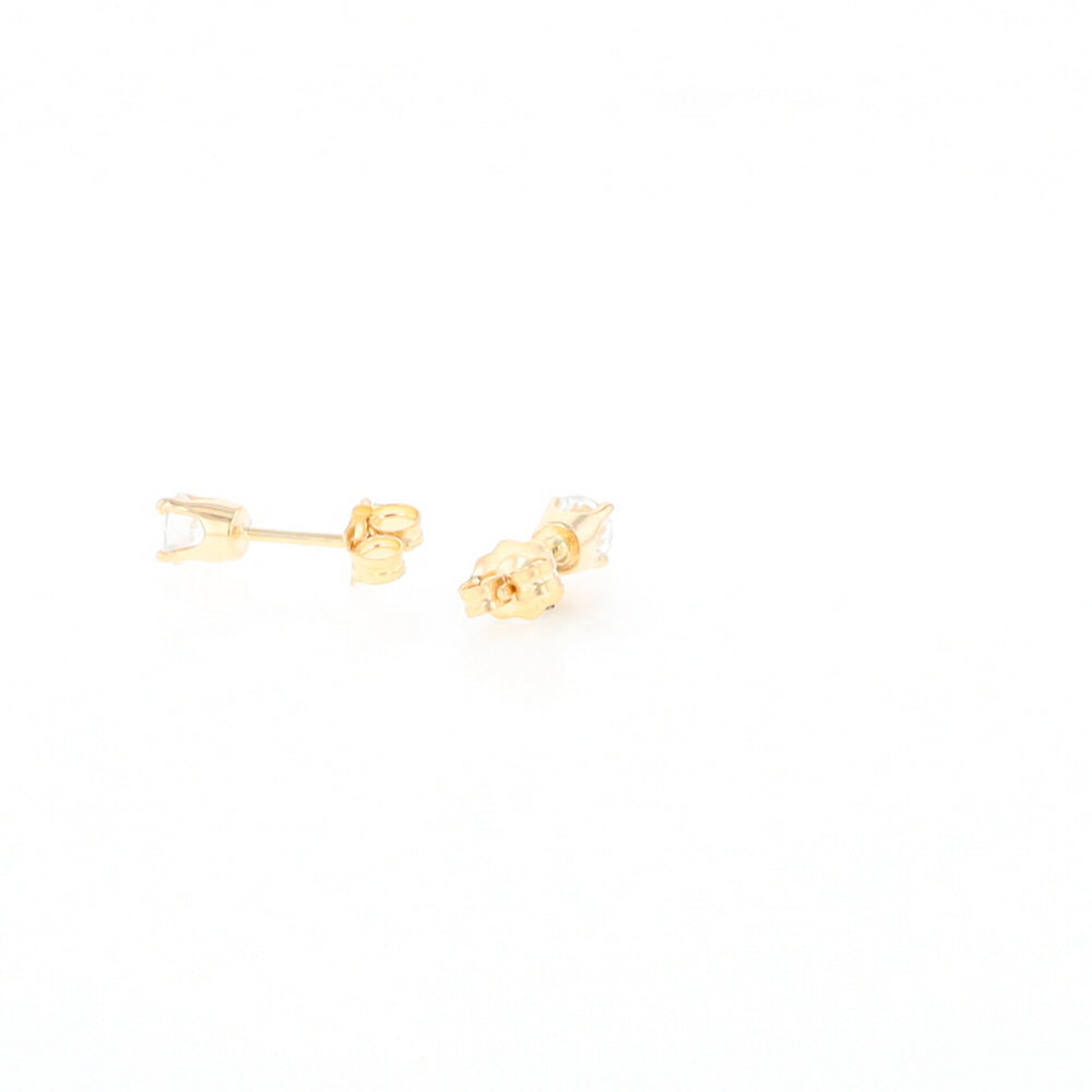 0.41ctw Diamond Stud Earrings