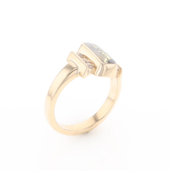 Gold Quartz Ring Oval Inlaid Design with .24ctw Round Diamonds