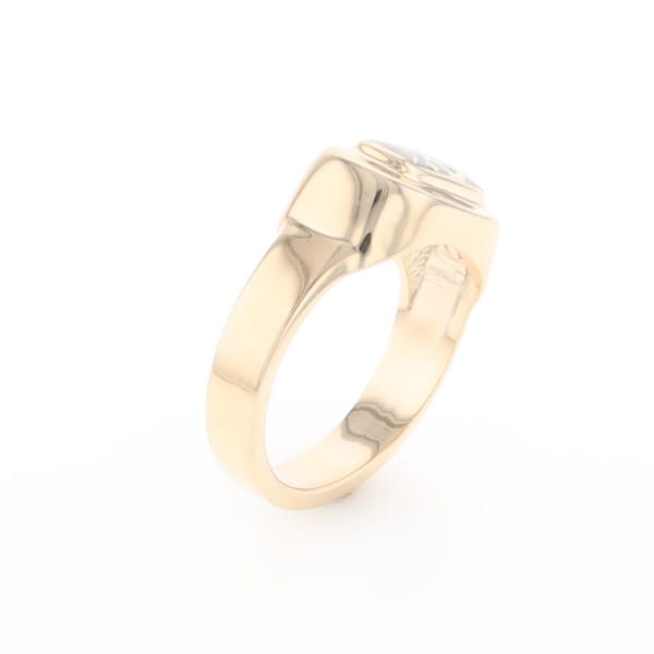 Gold Quartz Ring Oval Inlaid Design - G2