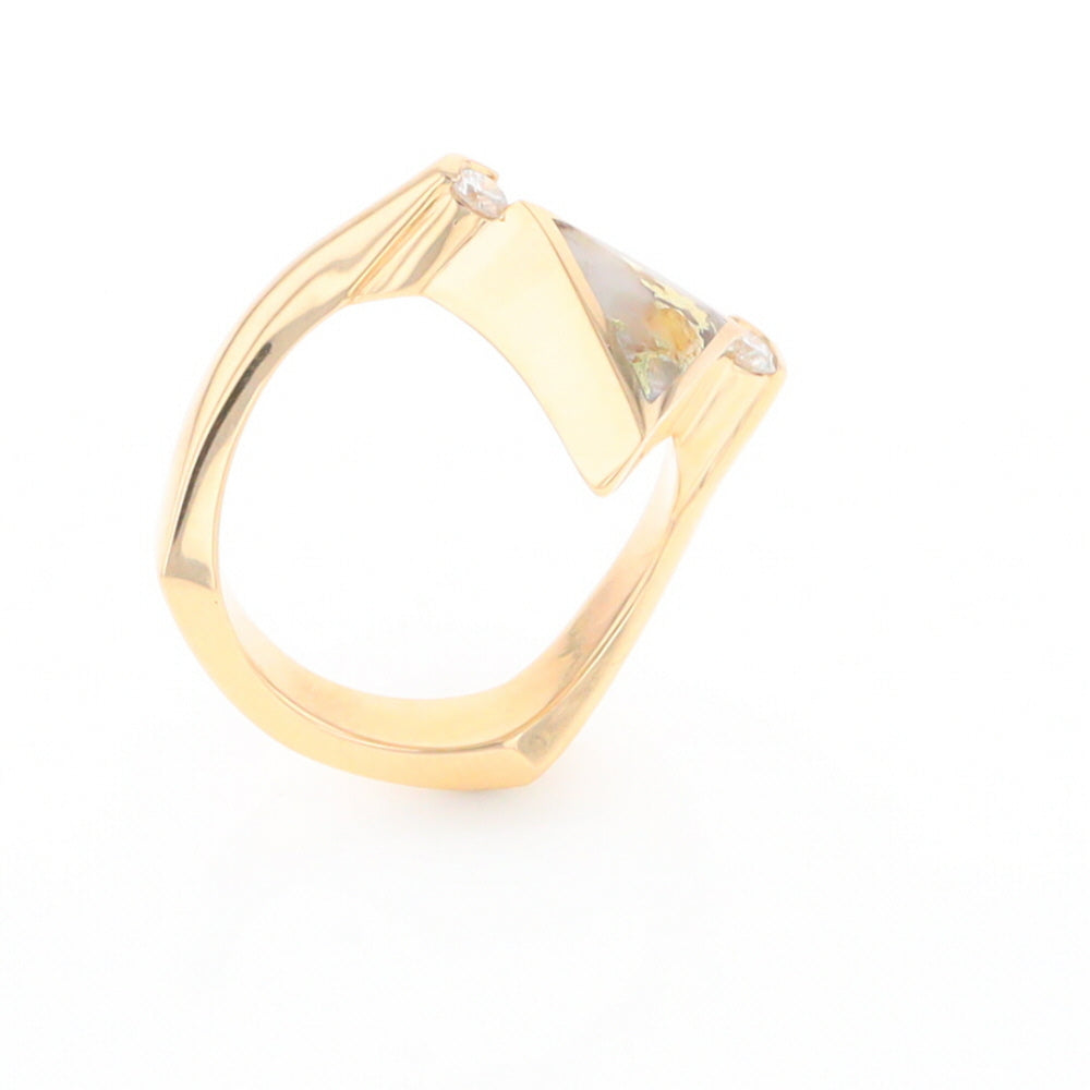 Gold Quartz Ring Triangle Inlaid Design With .14ctw Round Diamonds