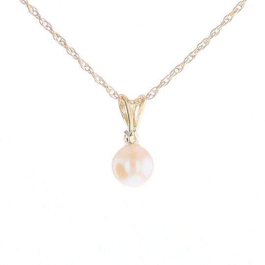 Pearl Pendant with Diamond Accent