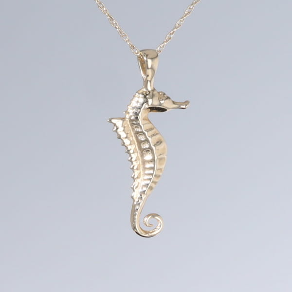 Opal Pendant Inlaid Realistic Sea Horse Design