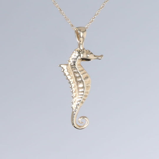 Opal Pendant Inlaid Realistic Sea Horse Design