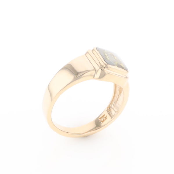 Gold Quartz Ring Square Inlaid Design