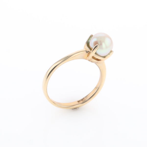 Solitaire Cultured Pearl Ring