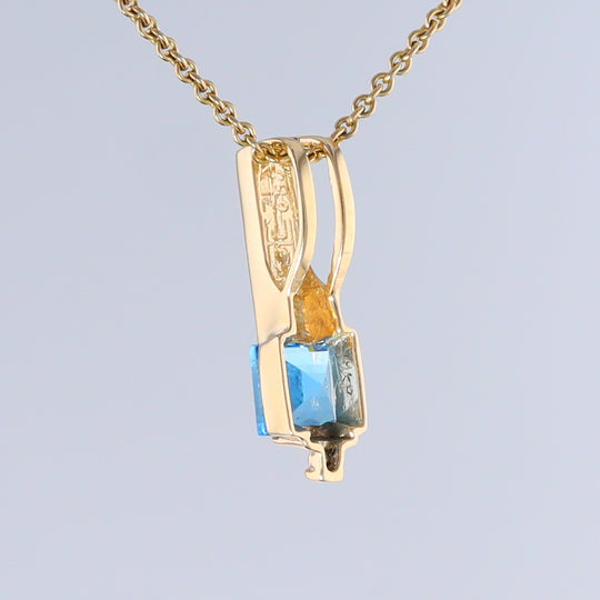 Opal Pendant Rectangle Inlaid with Peridot and 0.03ctw Round Diamond